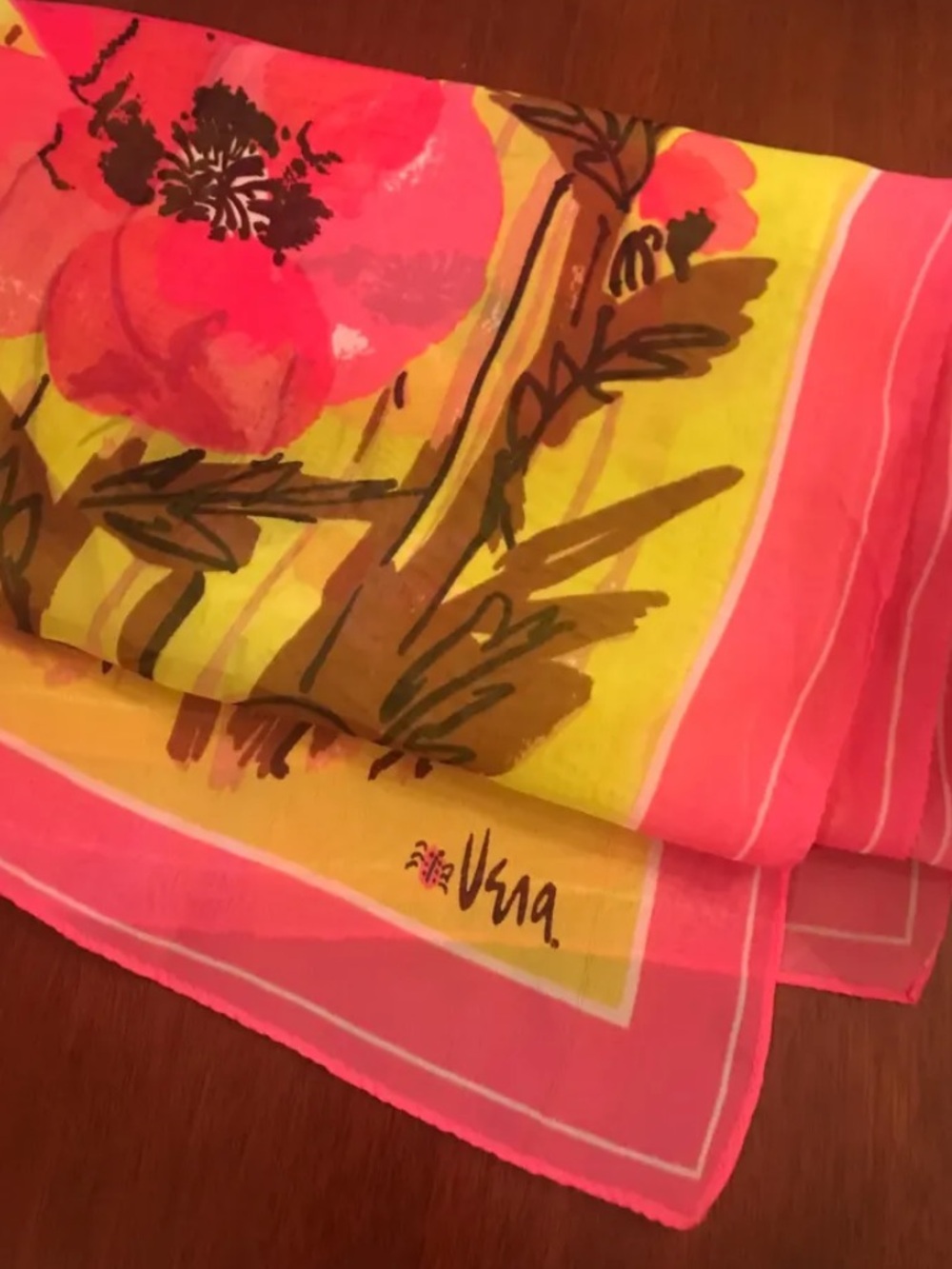 Vera Neumann poppy scarf 42x42